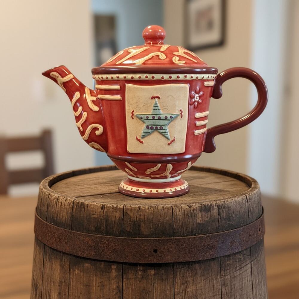 Pfaltzgraff Holiday Spice Teapot w Lid-Red Stoneware-Christmas-Holiday-Farmhouse